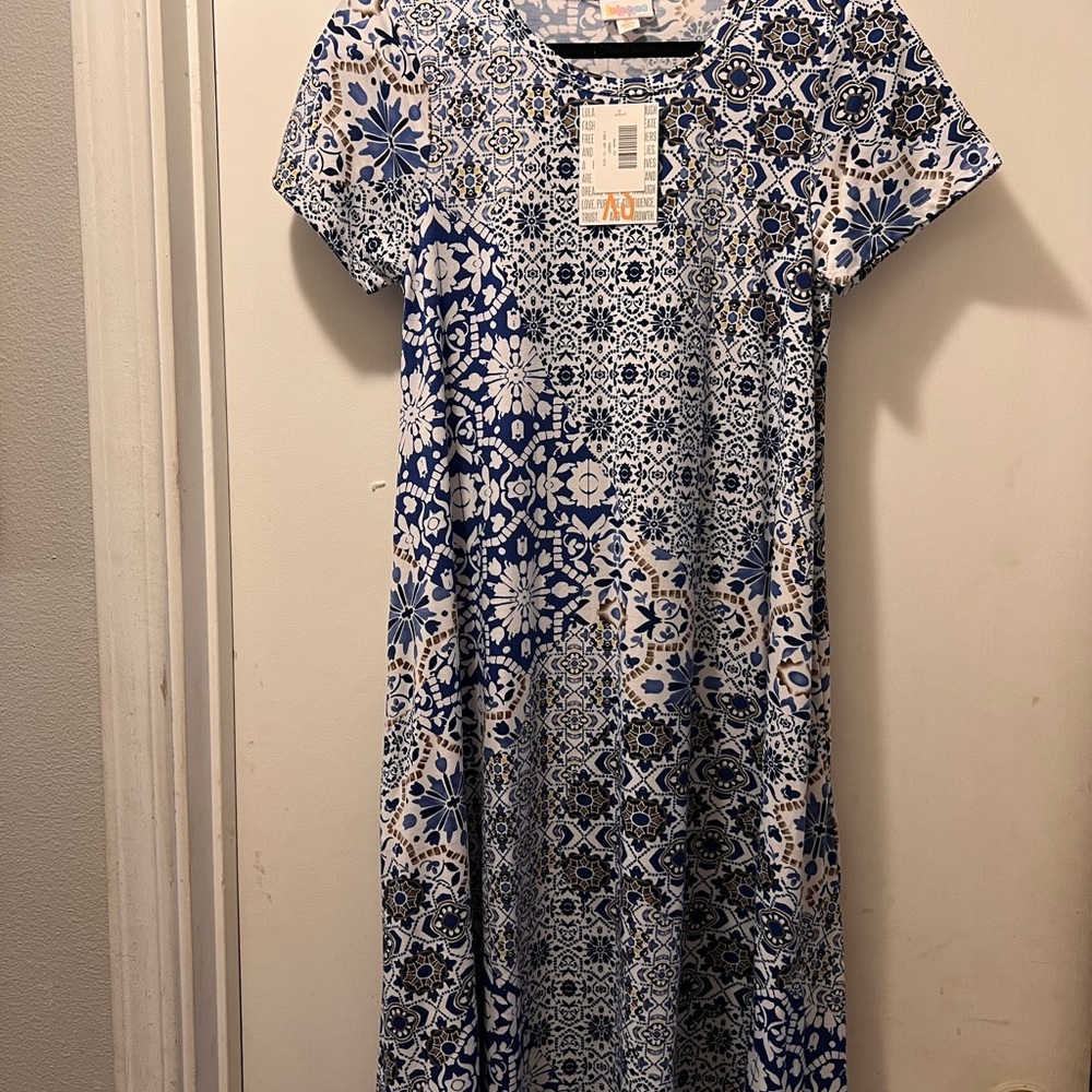 LuLaRoe Blue and White Midi Sundress with Raglan Sleeves
